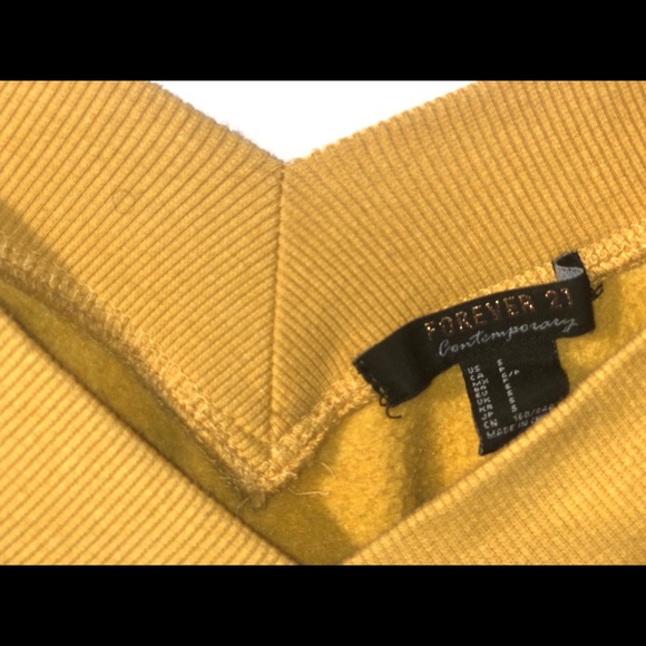 🌻Mustard cropped pullover🌻 - Picture 3 of 4